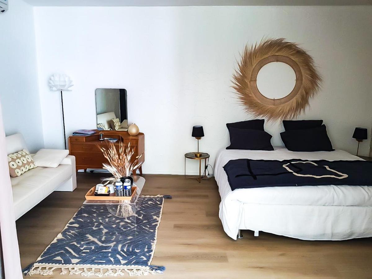 Les Chambres Du Roc Le Roc Экстерьер фото