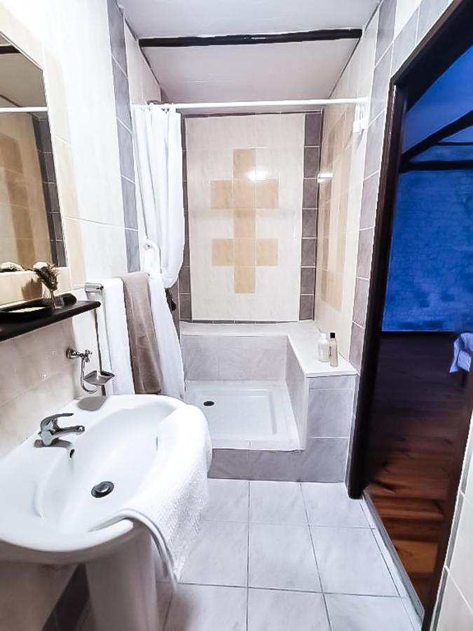Les Chambres Du Roc Le Roc Экстерьер фото